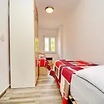 Gabi 1 Apartment